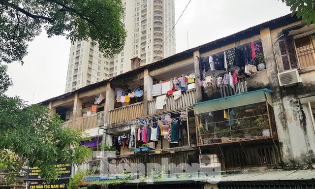 Sở Xây dựng cho rằng do vẫn chưa có nguồn kinh phí để thực hiện kiểm định chi tiết những công trình nhà tập thể, chung cư cũ của thành phố.