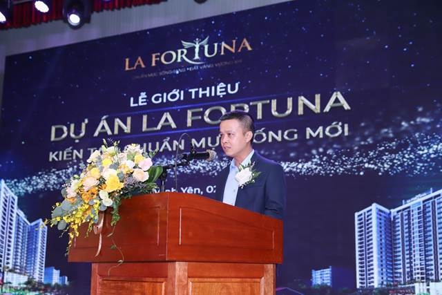 Ông Ngô Lưu Hải - Tổng giám đốc Công ty CP Đầu tư và Xây dựng Vạn Cát đại diện phía chủ đầu tư phát biểu.