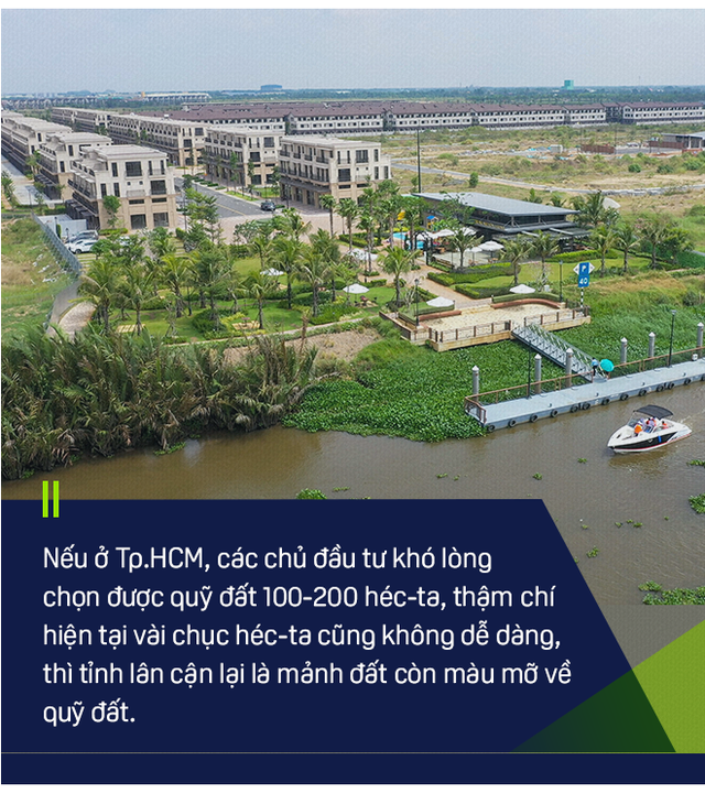 Nghịch lý bất động sản Sài Gòn: Vùng ven đón biệt thự triệu đô - Ảnh 7.