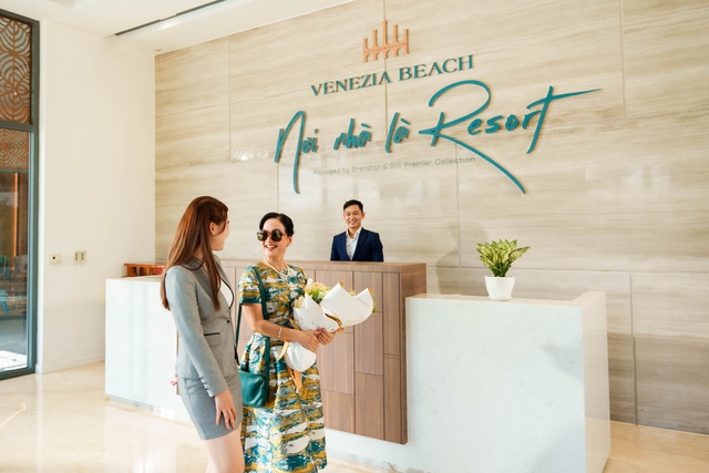 NSND Lê Khanh chọn Venezia Beach thành điểm đến cho gia đình đa thế hệ - Ảnh 2.