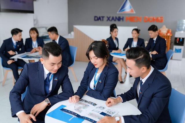 DXMD Việt Nam được vinh danh là nhà phân phối bất động sản hàng đầu miền Nam - Ảnh 4.