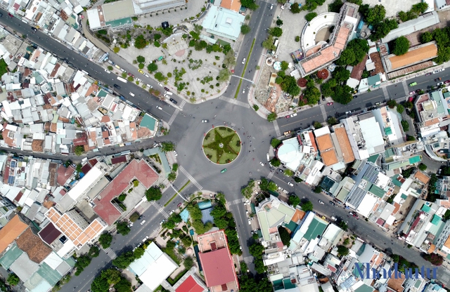 Mở rộng thành phố, Nha Trang sẽ có gần 3.000 ha đất thương mại, dịch vụ - Ảnh 2.