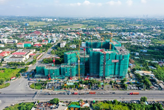 TS Nguyễn Văn Đính: Thị trường bất động sản đang có dấu hiệu bất ổn - Ảnh 1.