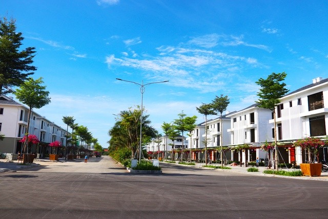 Ký hợp đồng đặt cọc mua nhà tại phân khu Iris - dự án Ecogarden - Ảnh 3.