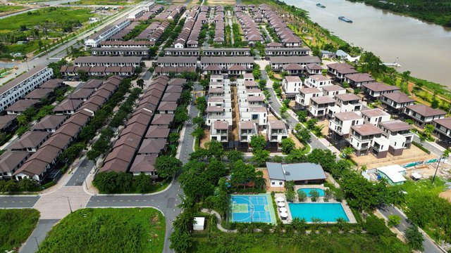 Tại sao Nam Long chọn đầu tư phát triển bất động sản tổng hợp?  - Ảnh 1.