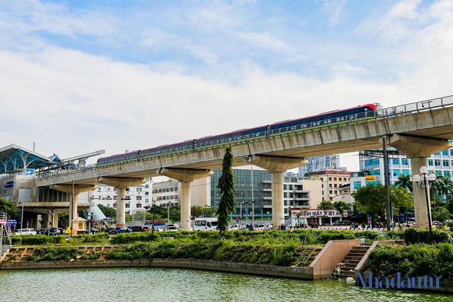 8 đoàn tàu metro Nhổn - ga Hà Nội chạy thử trong môi trường hạn chế - Ảnh 7.