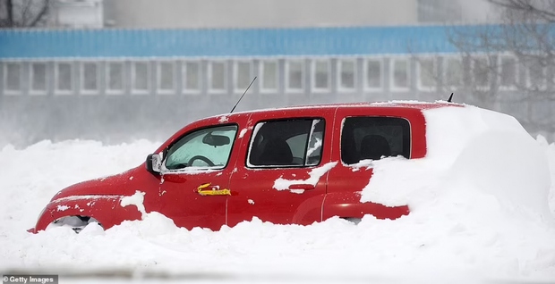     Hình ảnh trận bão tuyết kinh hoàng ở Mỹ khiến hàng chục người thiệt mạng - Ảnh 14.