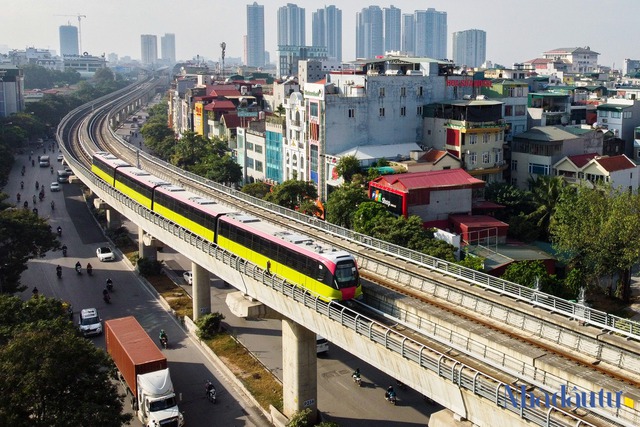 8 đoàn tàu metro Nhổn - ga Hà Nội được thử nghiệm trong môi trường hạn chế - Ảnh 1.