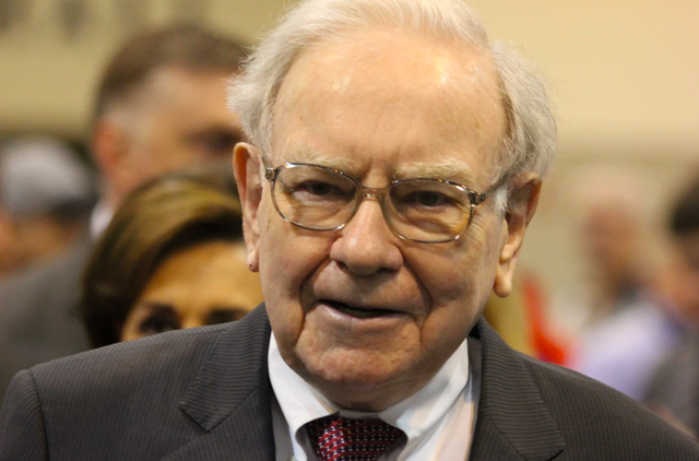 Vì sao nhà đầu tư thua lỗ nặng mà tỷ phú Warren Buffett vẫn làm ăn tốt?  - Ảnh 1 .