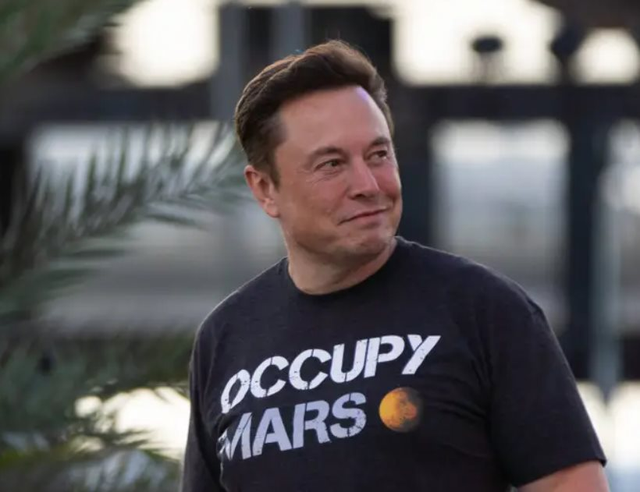 Khám phá dịch vụ cho thuê 'thần tiên' của tỷ phú: Từ Elon Musk đến ông trùm kinh doanh Anthony Bamford, ai cũng hài lòng và sẵn sàng chi nghìn đô mỗi ngày - Ảnh 2.