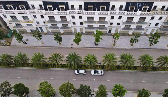 [Photo Essay]    Sắp mở rộng gấp đôi, giá nhà tại trung tâm thành phố này đã lên tới 400 triệu đồng/m2 - Ảnh 9.