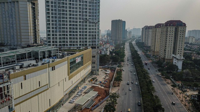 [Photo Essay]    Toàn cảnh trung tâm thương mại đắt giá bậc nhất Hà Nội ngay cạnh khu phức hợp Ciputra giàu có - Ảnh 2.