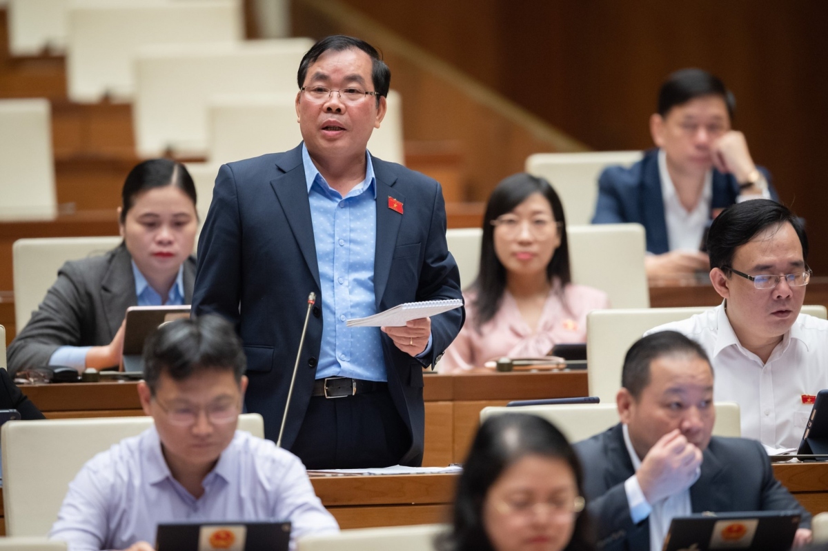 Phó Thủ tướng Trần Hồng Hà: Những gì ghi trong Luật Đất đai thì phải làm - Ảnh 1.