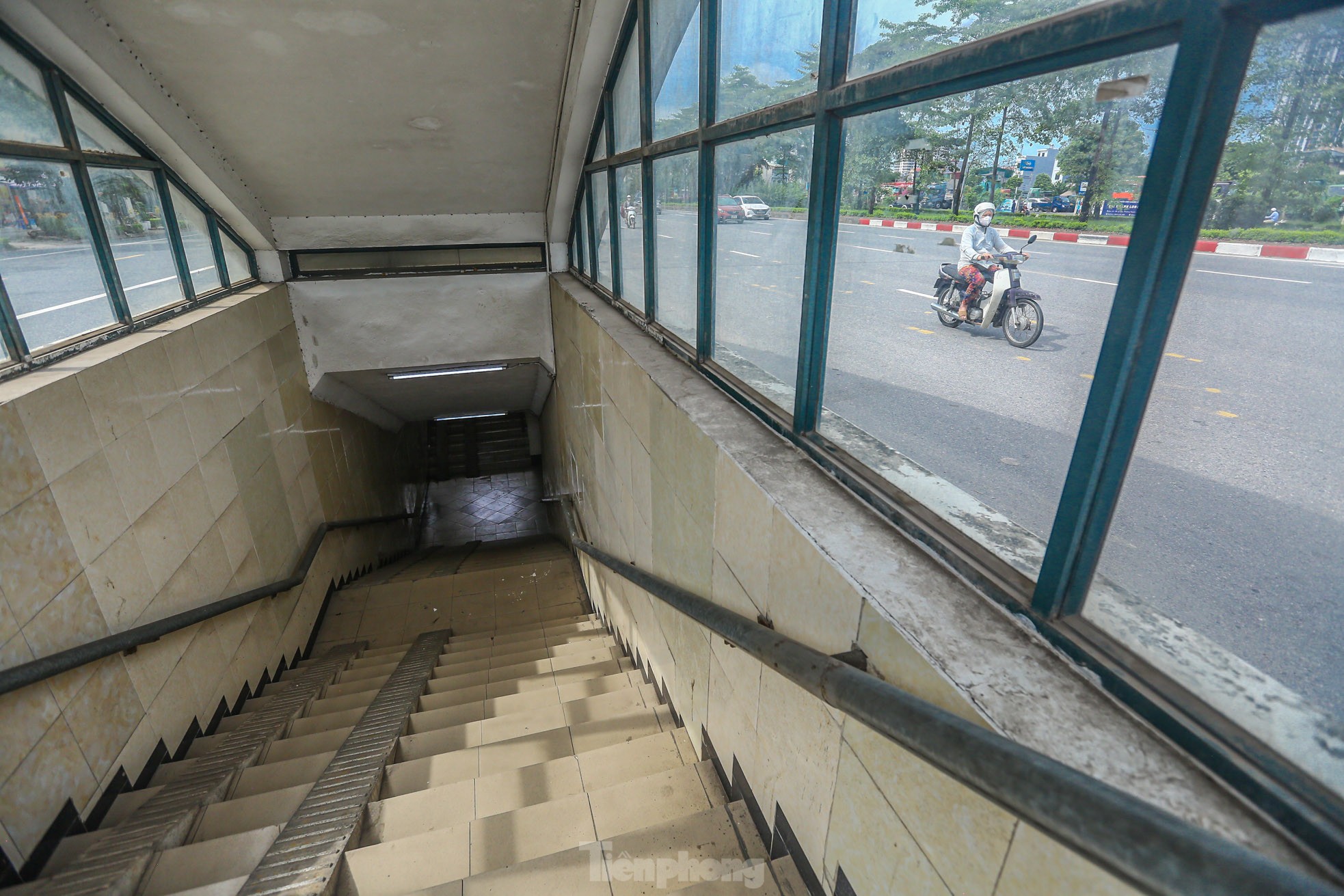 Đường hầm đi bộ tỷ đô đang bị 'lãng quên' ở Hà Nội - Ảnh 14
