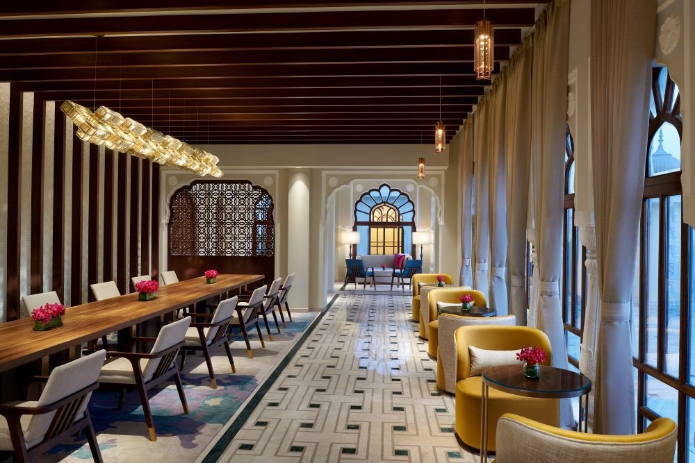 Tỷ phú Ấn Độ xây khách sạn đẹp như cung điện hoàng gia - Ảnh 3