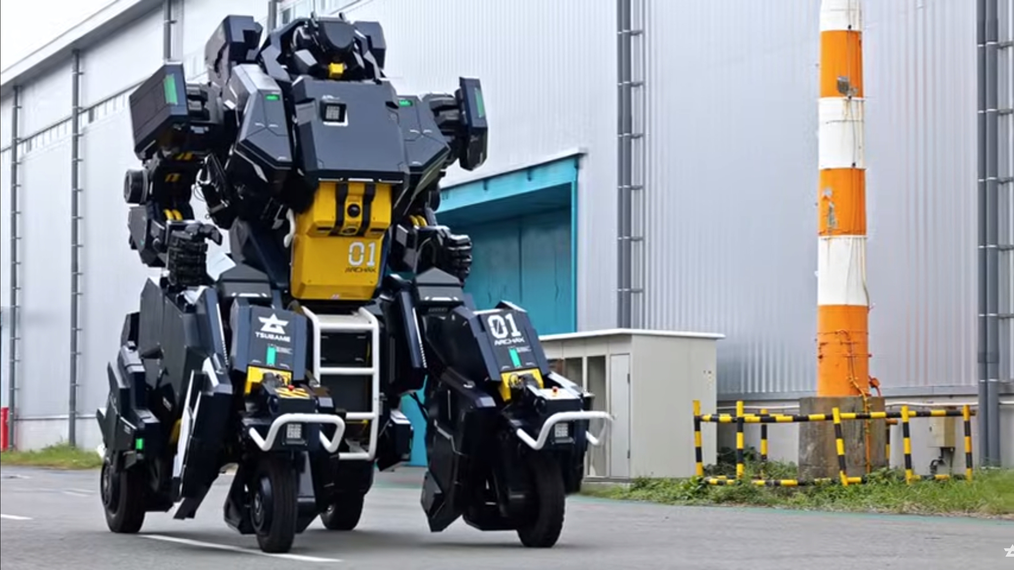 Startup Nhật Bản ra mắt robot biến hình khổng lồ - Ảnh 1