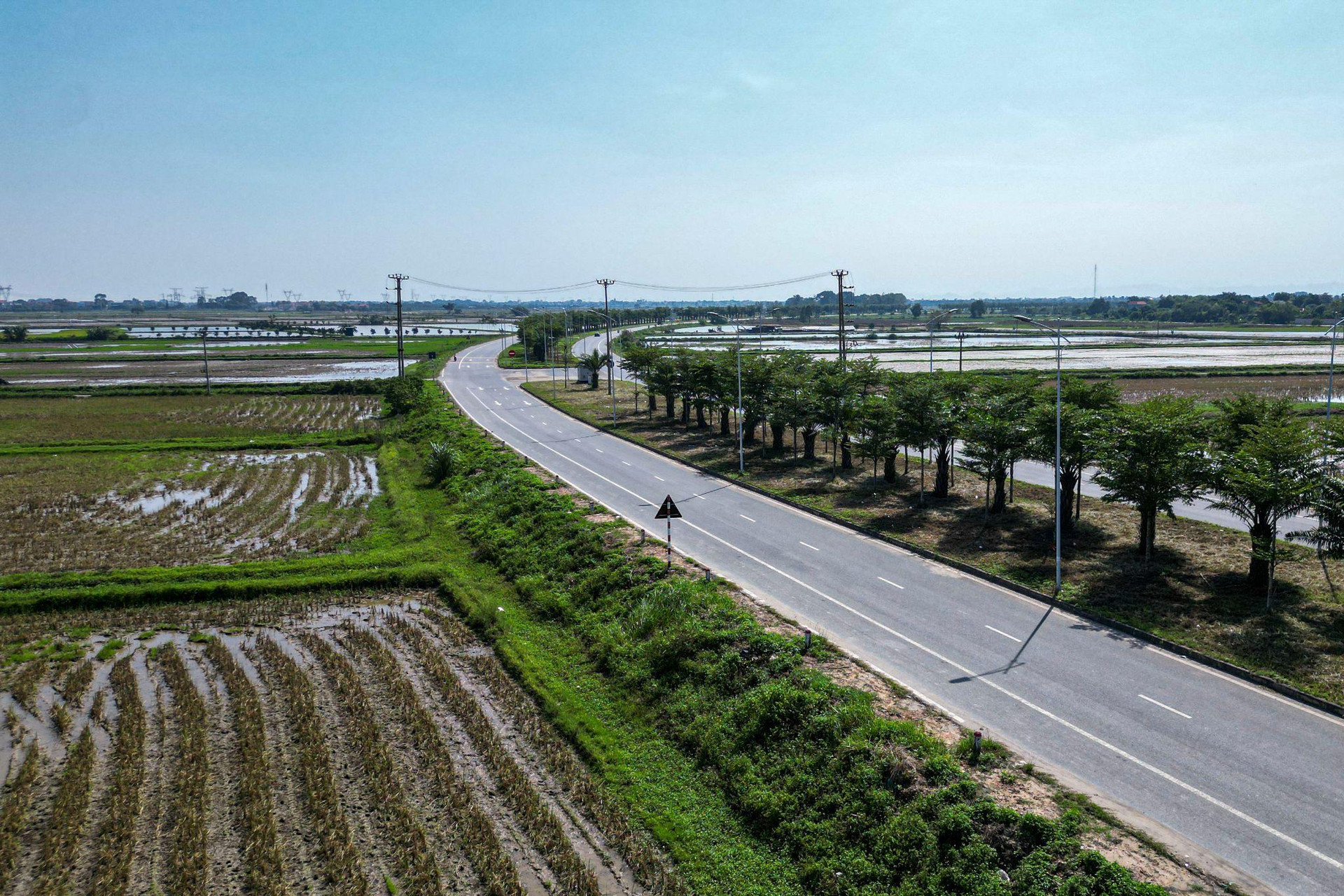 Toàn cảnh khu vực đề xuất xây sân bay thứ 2 ở Hà Nội - Ảnh 4.