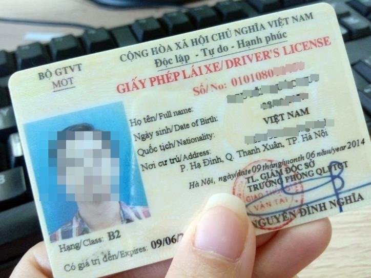 5 loại hồ sơ cần thiết để đổi giấy phép lái xe trực tuyến từ thẻ giấy sang thẻ nhựa - Ảnh 1
