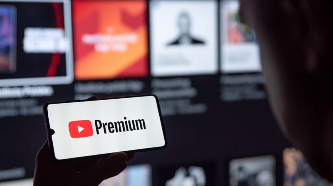 Bỏ tiền đăng ký YouTube Premium, quảng cáo ứng dụng cờ bạc vẫn xuất hiện, có đúng không?  - Ảnh 2.
