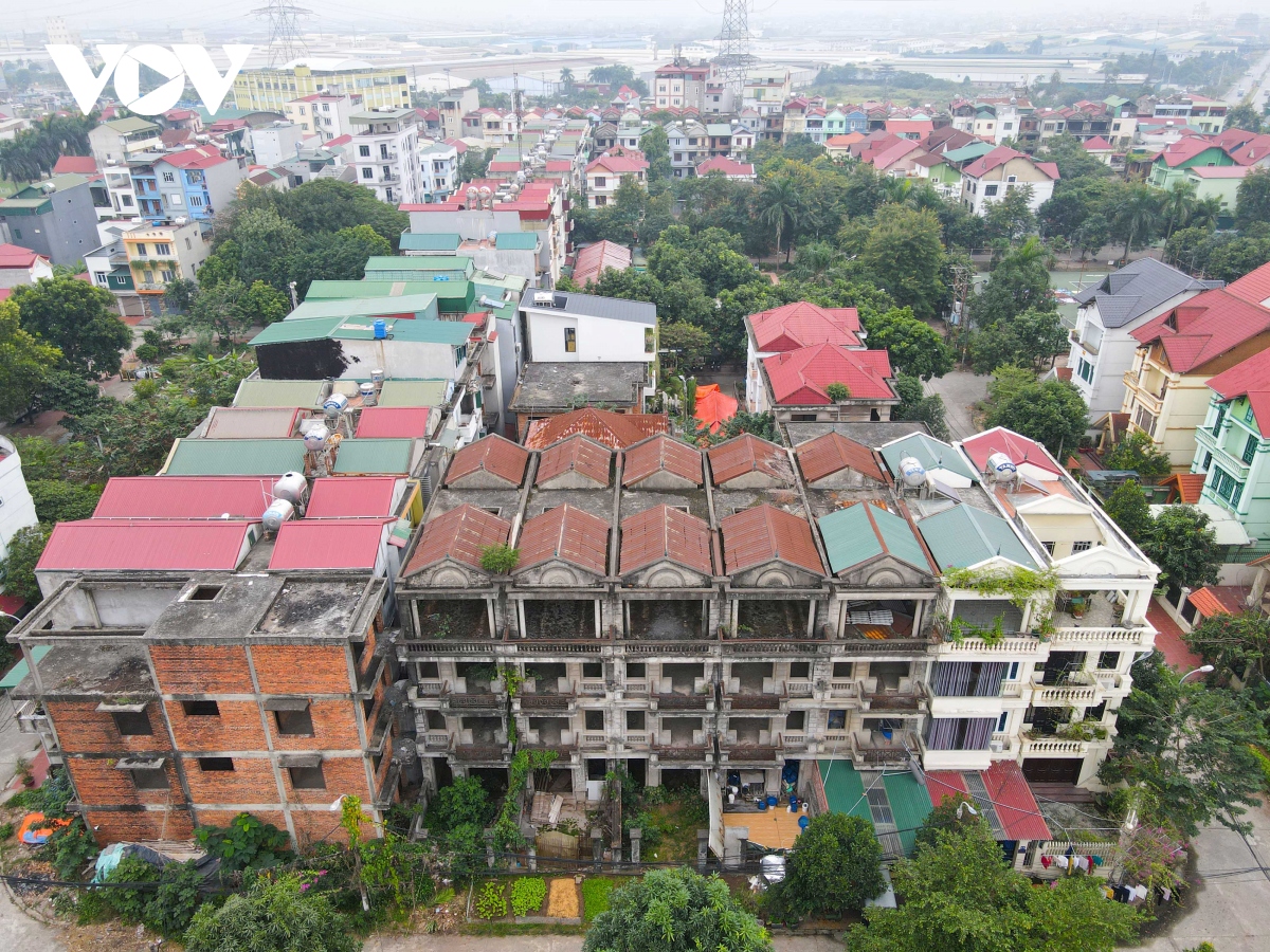 Hàng loạt biệt thự ở khu đô thị Hoàn Sơn, Bắc Ninh bị biến thành căn hộ mini cho thuê - Ảnh 8.