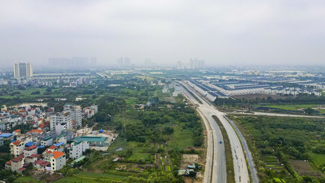 Hà Nội: Gần 6km đường phủ dày đặc biệt thự triệu đô - Ảnh 1