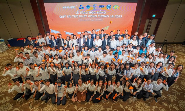 Mirae Asset Group trao học bổng hơn 4 tỷ đồng cho sinh viên Việt Nam - Ảnh 1.