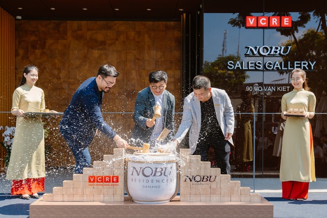 VCRE khai trương Phòng trưng bày bán hàng và nhà mẫu dự án Nobu Residences Đà Nẵng - Ảnh 1.
