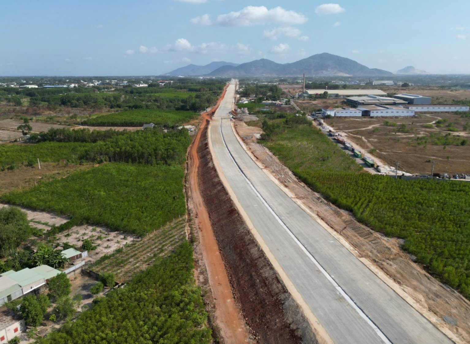 Xây dựng đường kết nối cao tốc Biên Hòa - Vũng Tàu - Ảnh 1.