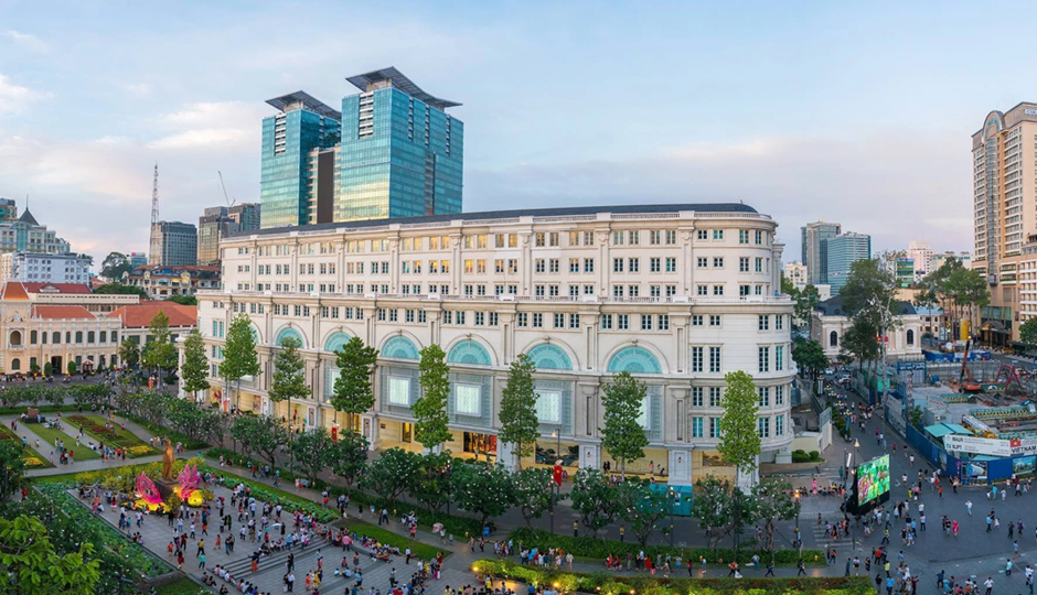 Bộ sưu tập khách sạn, tòa nhà, trung tâm mua sắm đắc địa nhất Việt Nam của bà Trương Mỹ Lan khiến cả các tập đoàn bất động sản nước ngoài 