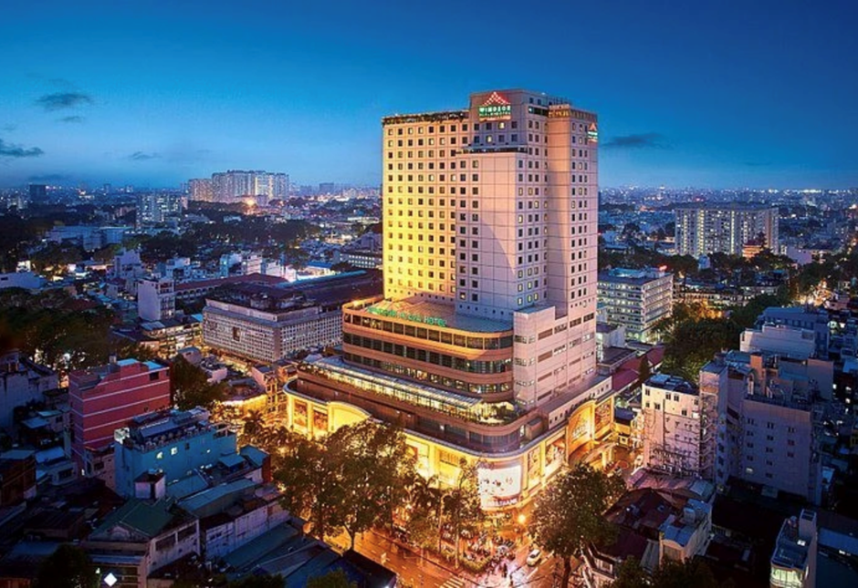 Bộ sưu tập khách sạn, tòa nhà, trung tâm thương mại đắc địa nhất Việt Nam của bà Trương Mỹ Lan khiến cả các tập đoàn bất động sản nước ngoài 